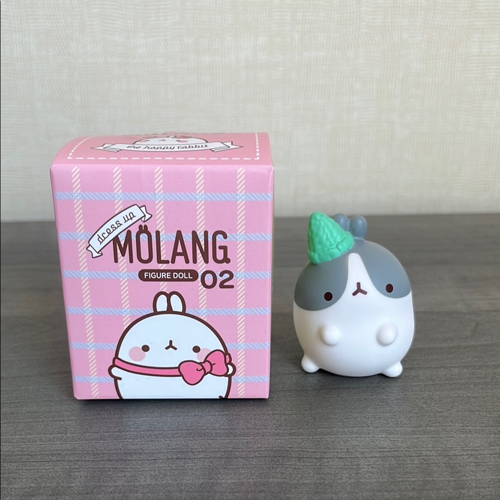MOLANG BLIND BOX VOLUME 02: DRESS UP